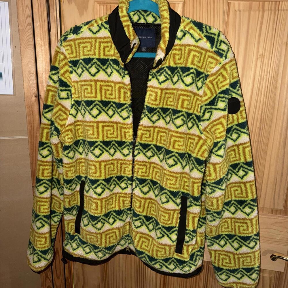 American Eagle Aztec Design Sherpa Full Zip Jacket LARGE